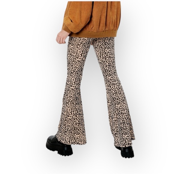 NWT Nasty Gal Leopard Print Flares - Picture 5 of 14